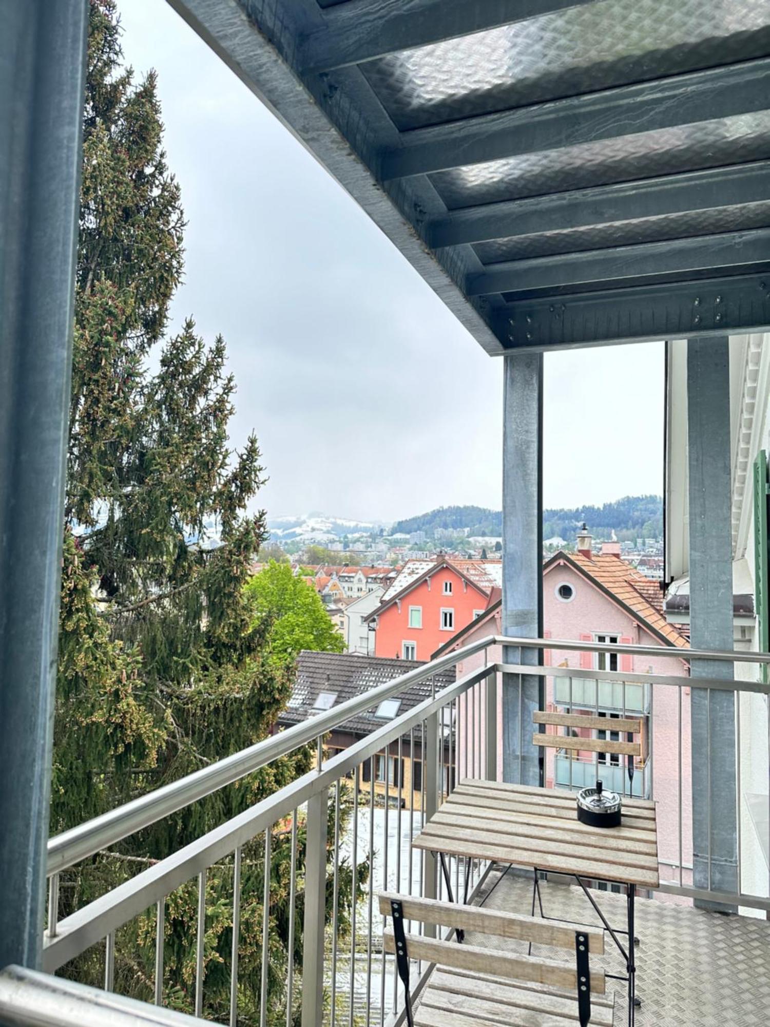 Stilvolle 2,5 Zimmer Wohnung St. Gallen Ngoại thất bức ảnh